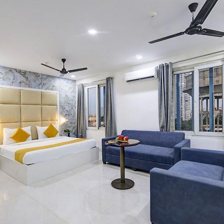Status By Hotel The Emporio Ghaziabad Exterior photo